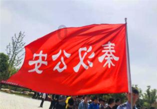 皇太极即位之初,四人并排而坐接受朝拜,后来为何“一人独坐”