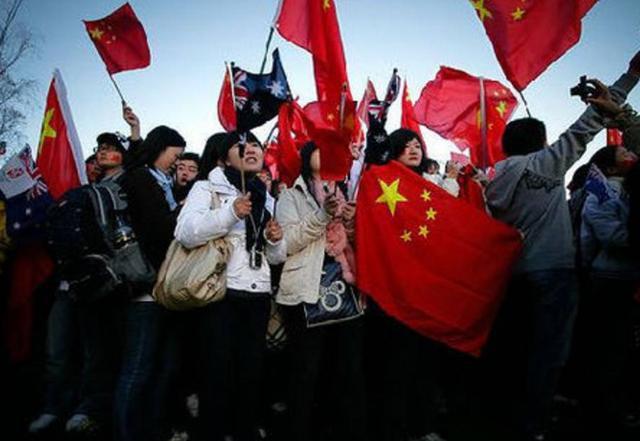 美股创新高，追涨继续赚？