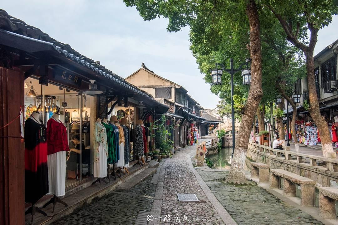 名宿:球迷爱穆帅但穆帅没带罗马取得想要的战绩,换德罗西是对的